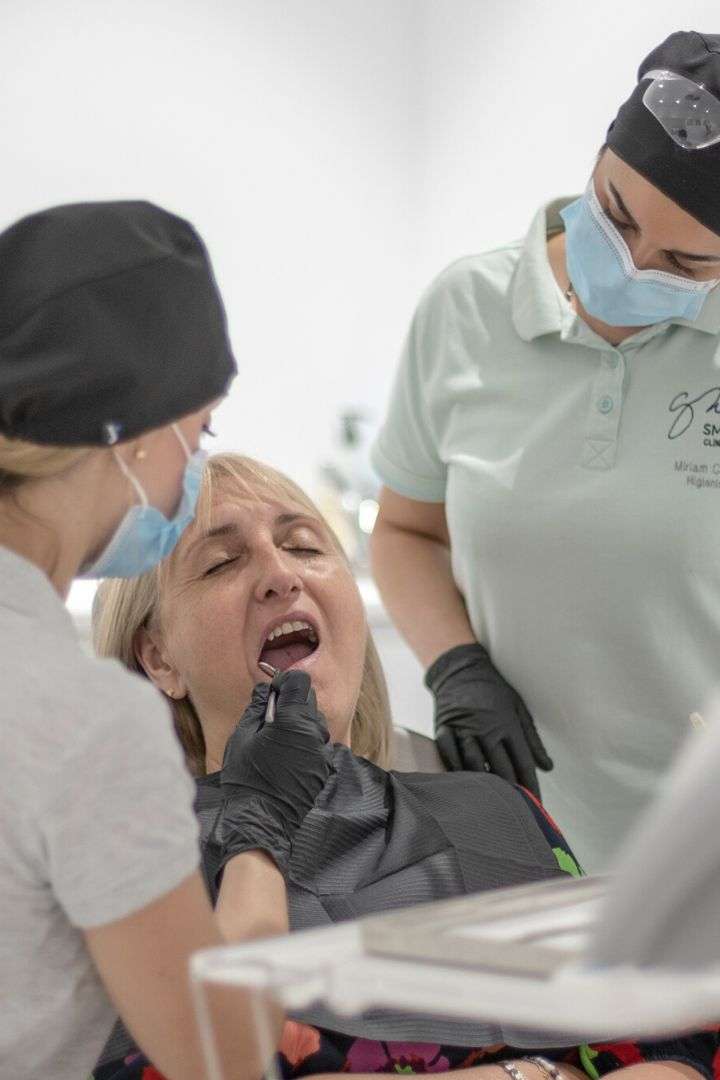 endodoncia-caries-clinica-dental-SMALIUM-Cerdanyola-del-valles