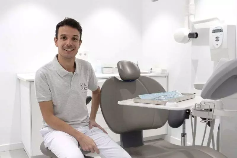 Dr-Xavier-saura-ortodoncia-cerdanyola-del-valles-SMALIUM