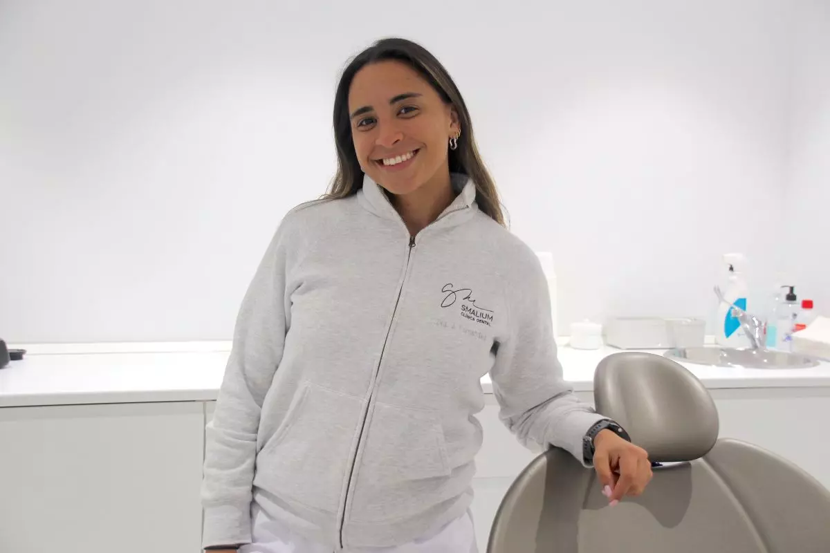 Dra Rebeca Alvarez Curriculo